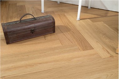 화이트 오크 엔지니어링 바닥재 : 현대 가정 디자인의 새로운 트렌드 선도