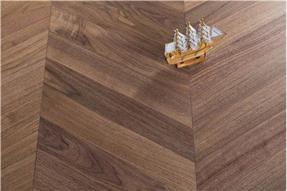 503-82 부드러운 호두색